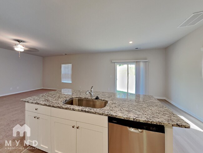 Building Photo - 334 Taverners Ln