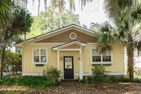 Building Photo - Three Bedroom Home in the Heart of Port Royal