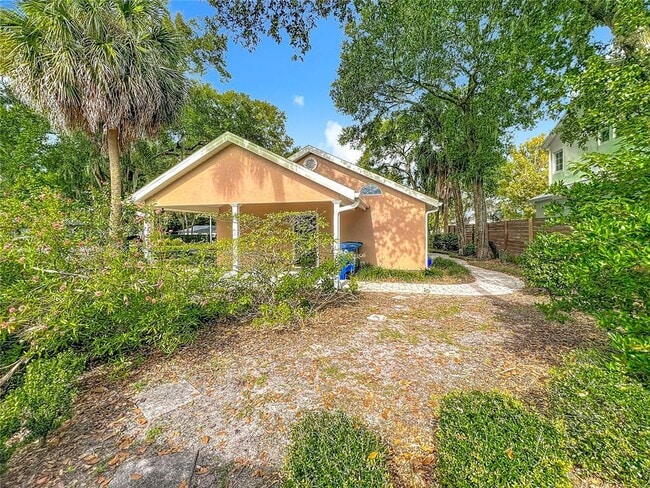 Building Photo - 332 Harris Ave