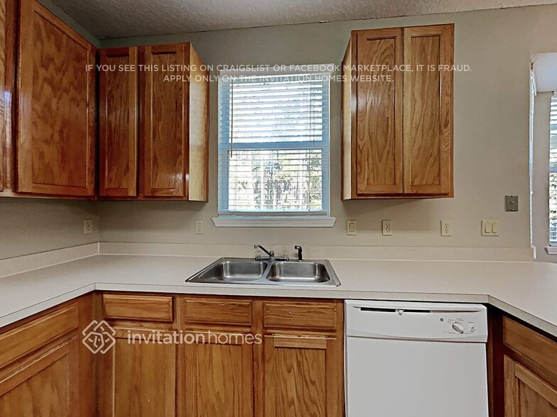 Building Photo - 3444 Crane Hill Ct