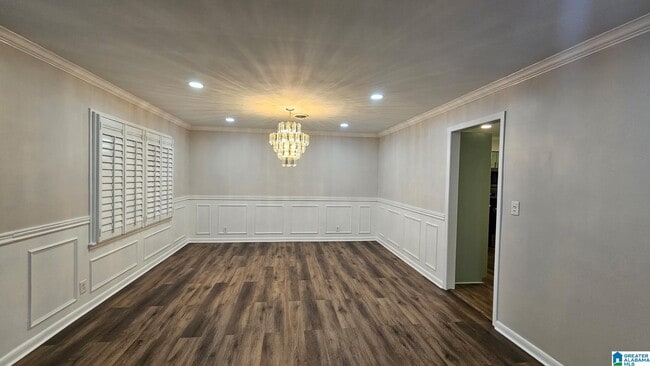 Building Photo - 105 Woodland Rd