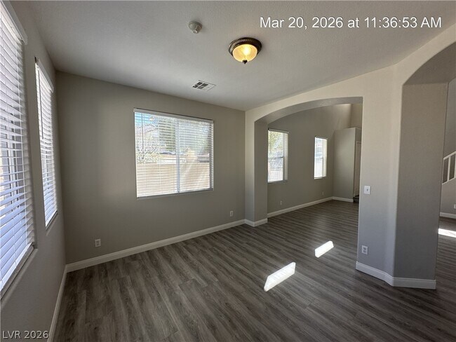 Building Photo - 9712 Floweret Ave