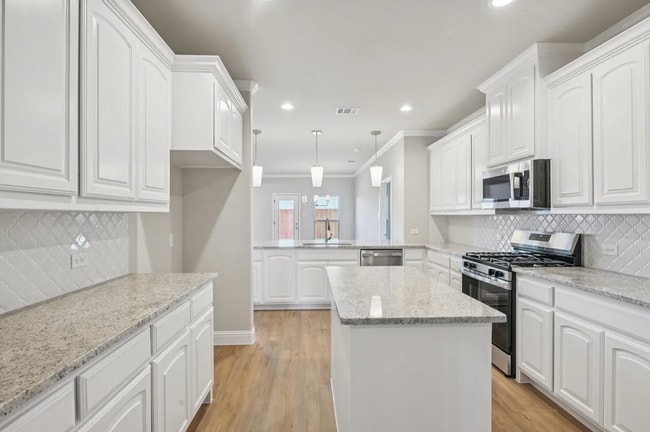 Building Photo - 1033 Nighthawk Trl