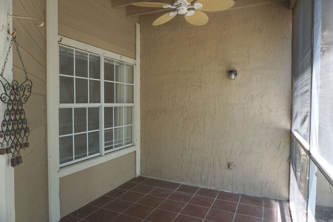 Building Photo - Ground floor 2 bedroom condo in gated Pont...