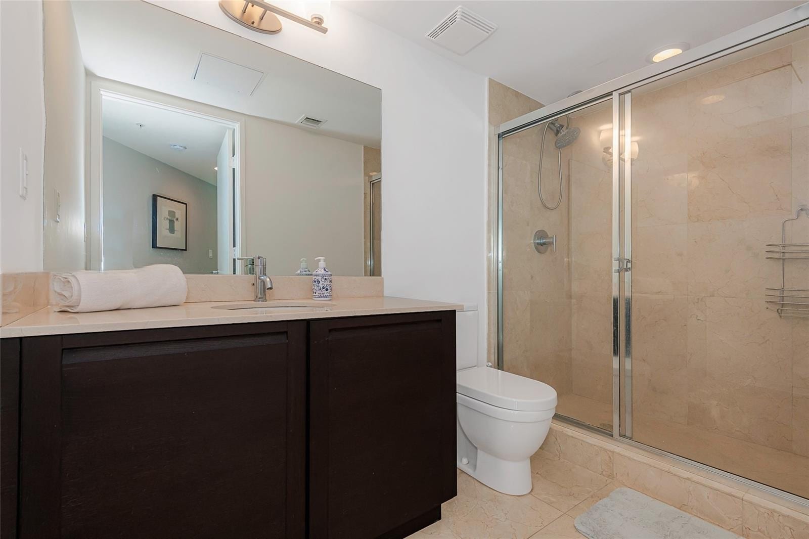 Building Photo - 200 Sunny Isles Blvd