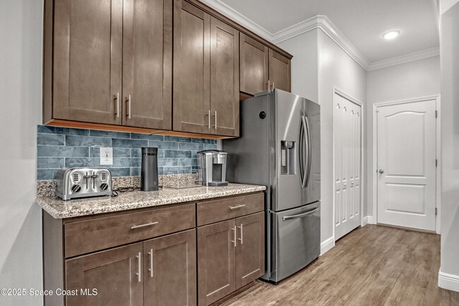 Building Photo - 4318 Lago Vis Dr
