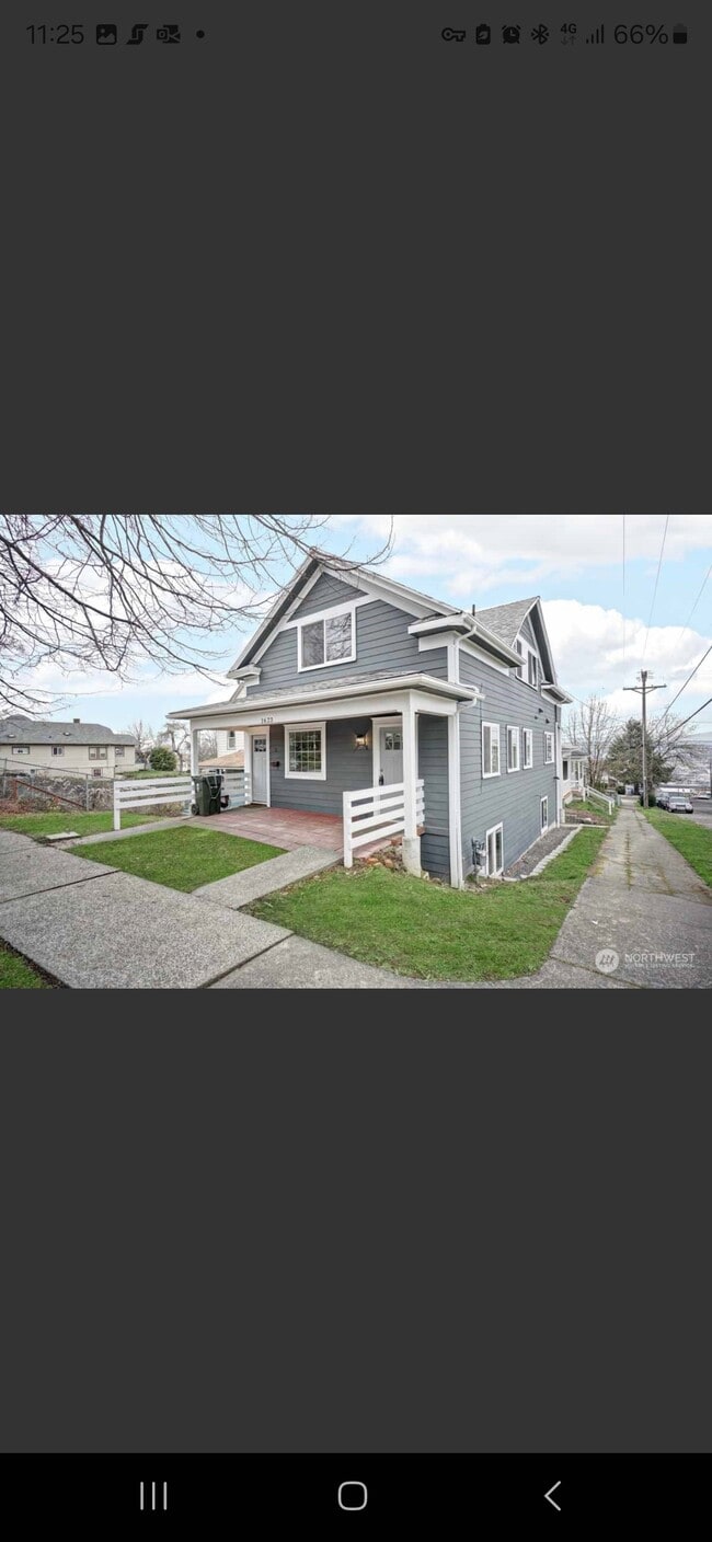 Building Photo - Yakima