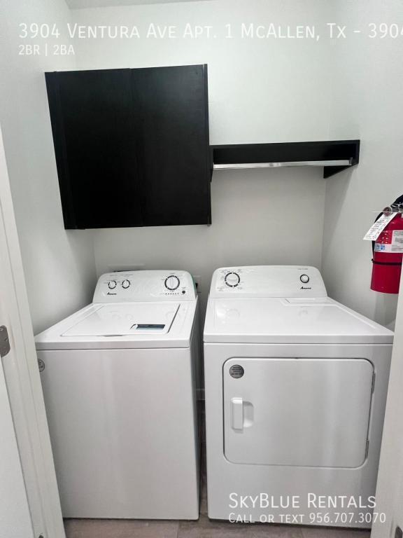 Building Photo - 3904 Ventura Ave