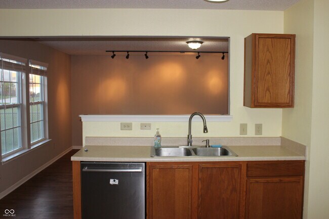 Building Photo - 2992 Sentiment Ln