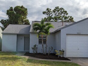 Building Photo - 1/2 Duplex, Great Rental, 2/2