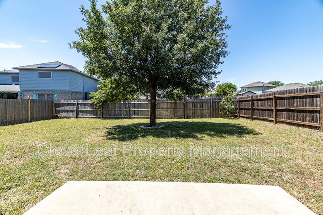 Building Photo - 3913 Whisper Ridge