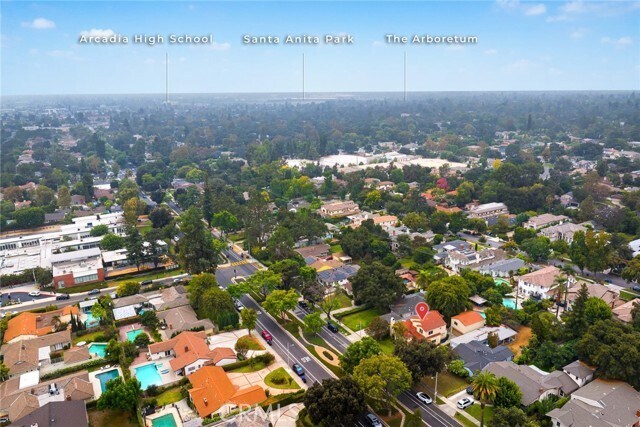 Building Photo - 1647 N Santa Anita Ave