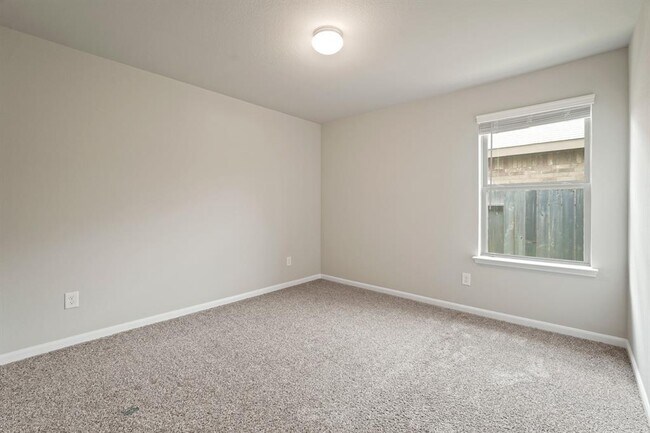 Building Photo - 21047 Warrender Terrace Ln