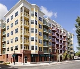 Building Photo - 16141 Cleveland St