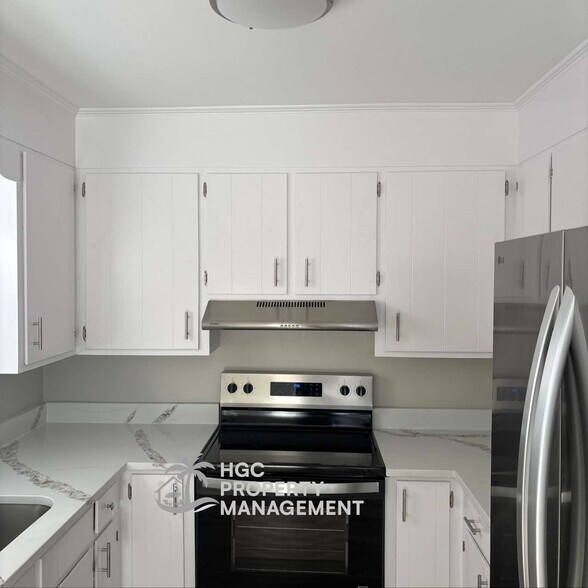 Building Photo - 404 Miles St