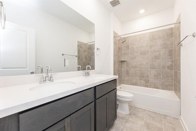 Building Photo - 9711 Burlington Bristol Dr