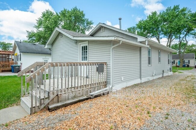 Building Photo - 2409 45th St