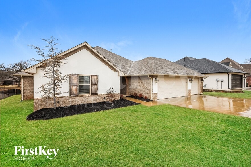 Building Photo - 517 Siena Dr