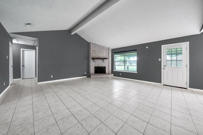 Building Photo - 14830 Keelby Dr