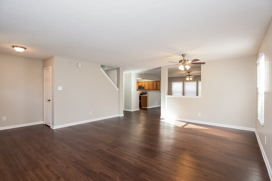 Building Photo - 5315 Bendix Ct