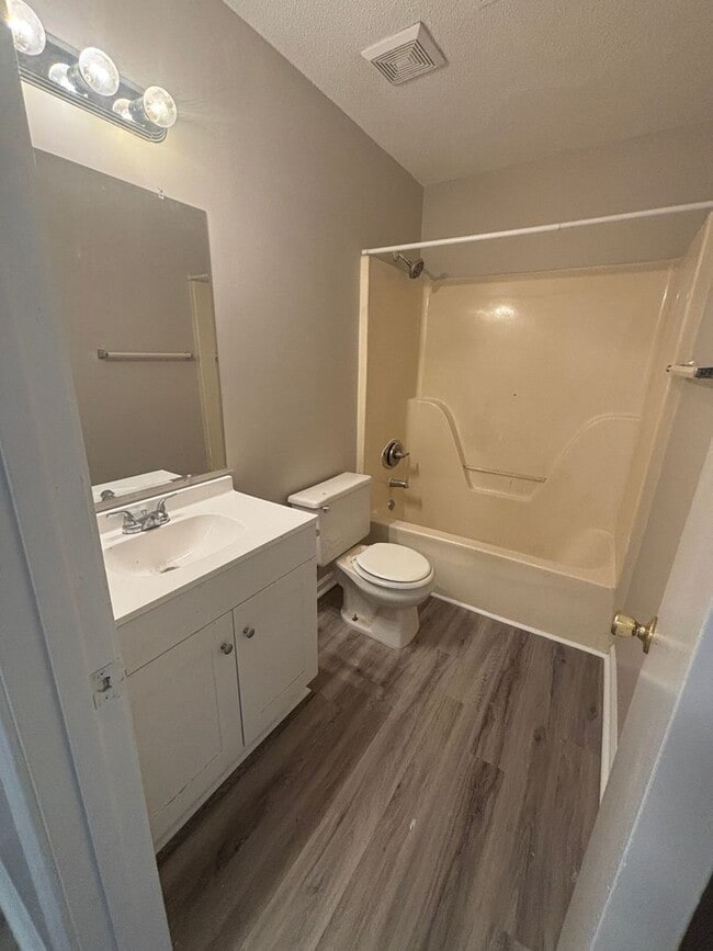 Building Photo - 116 Tabitha Ct