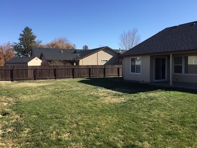 Building Photo - 11324 W Blake Dr