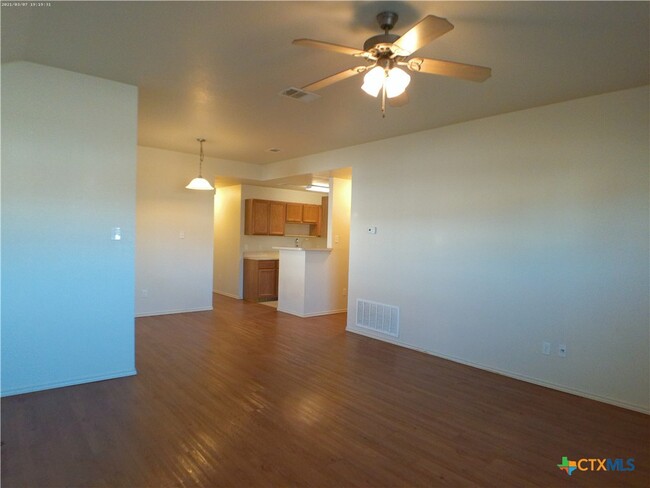 Building Photo - 6212 Temora Loop