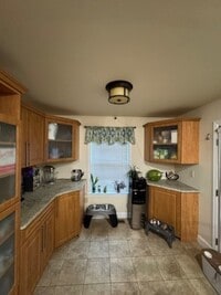 Building Photo - 114 Needlewood Dr
