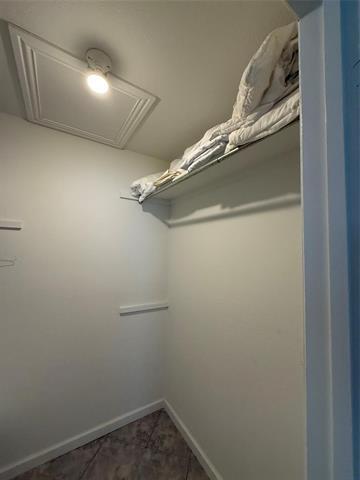 Building Photo - 7431 Holly Hill Dr