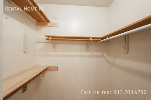 Building Photo - 15109 S Blackfoot Dr