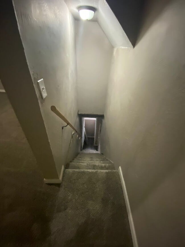 Building Photo - 2228 N Concord Ave