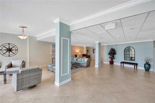 Building Photo - 1770 S Ocean Blvd