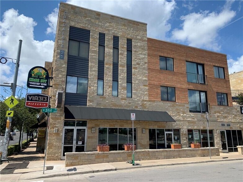 Building Photo - 3016 Guadalupe St