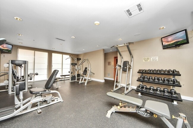 Building Photo - 3505 Sage Rd