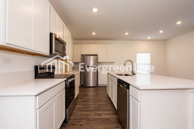 Building Photo - 3634 Belstead Wy