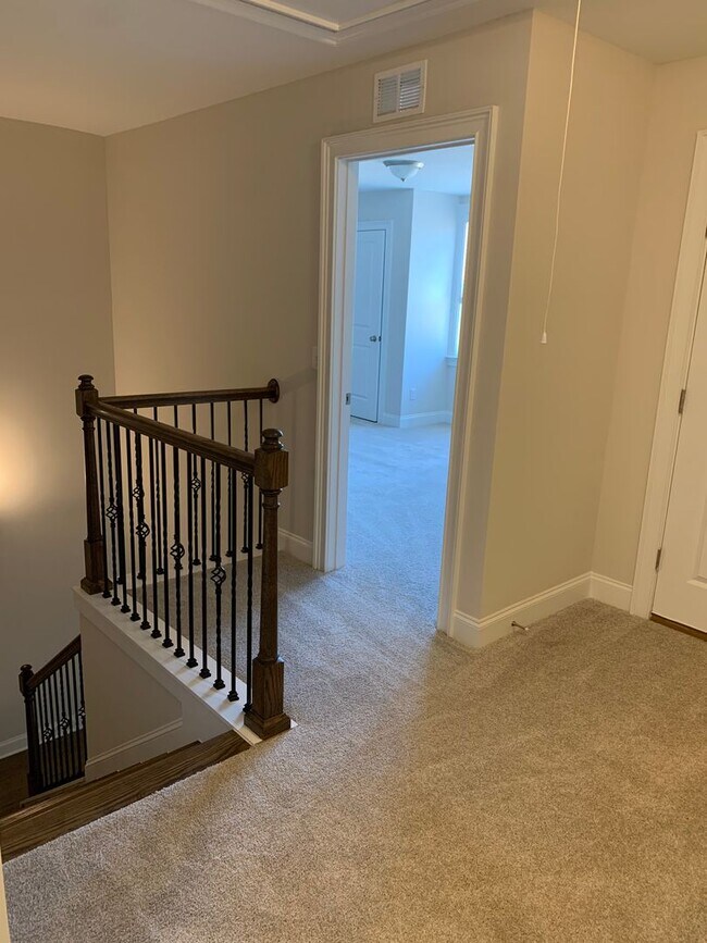 Building Photo - 1168 Still Hunt Ln