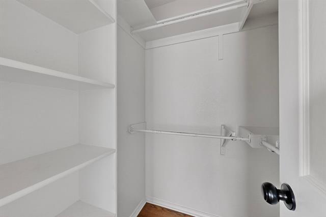 Building Photo - 2864 Hampshire Ln