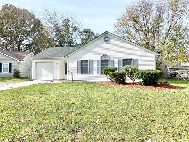 Building Photo - 707 Mandy Trail