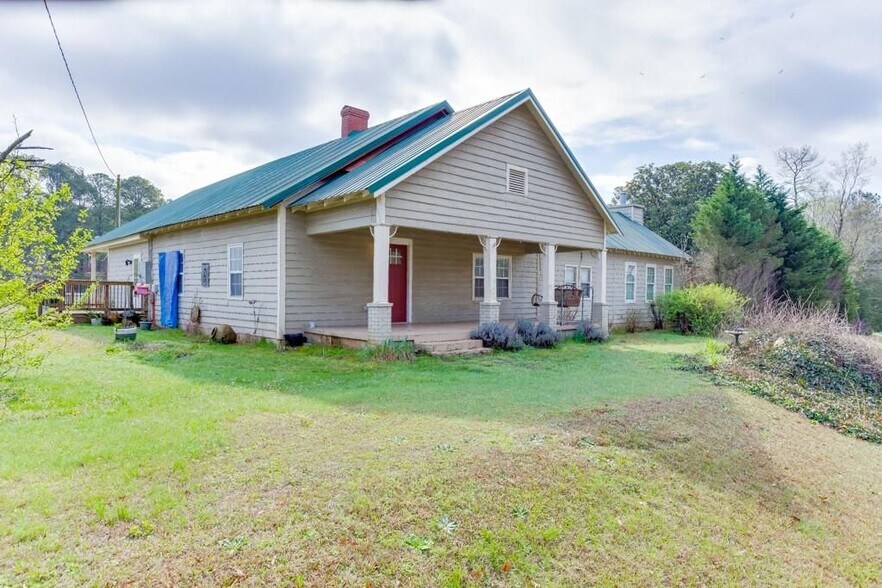 Building Photo - 1051 Gage Dr