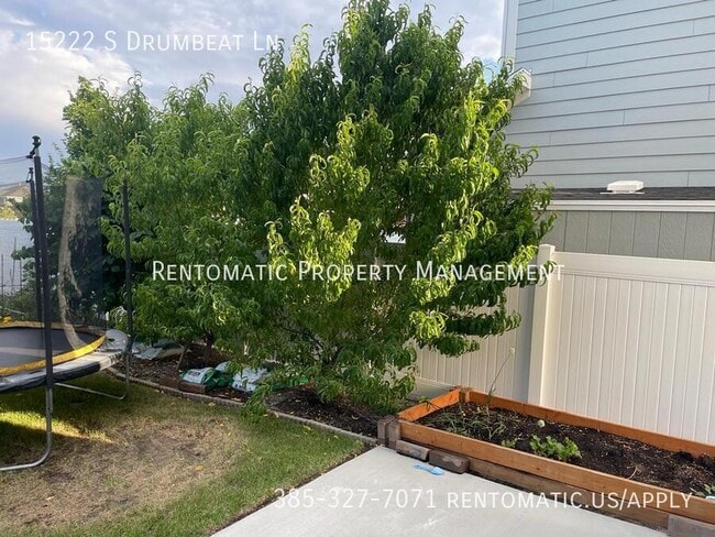 Building Photo - 15222 Drumbeat Ln