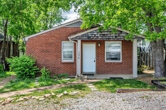 Building Photo - 127 37th Ave N