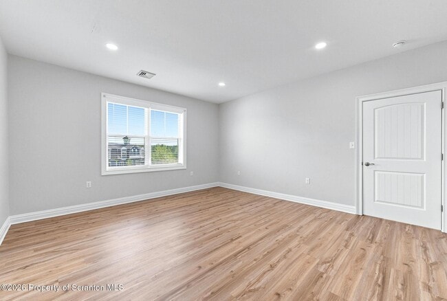 Building Photo - 13 Dunbar Wy