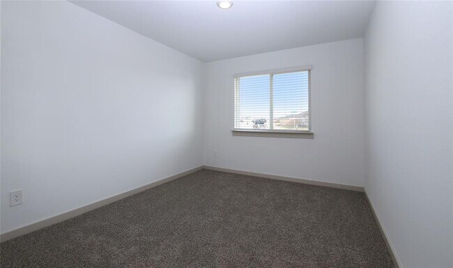 Building Photo - 1702 Windway Ct