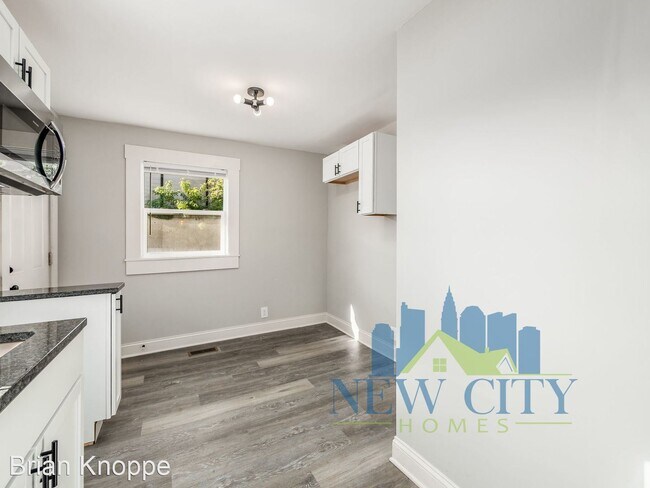 Building Photo - 2 br, 1 bath House - 761 E Starr Ave