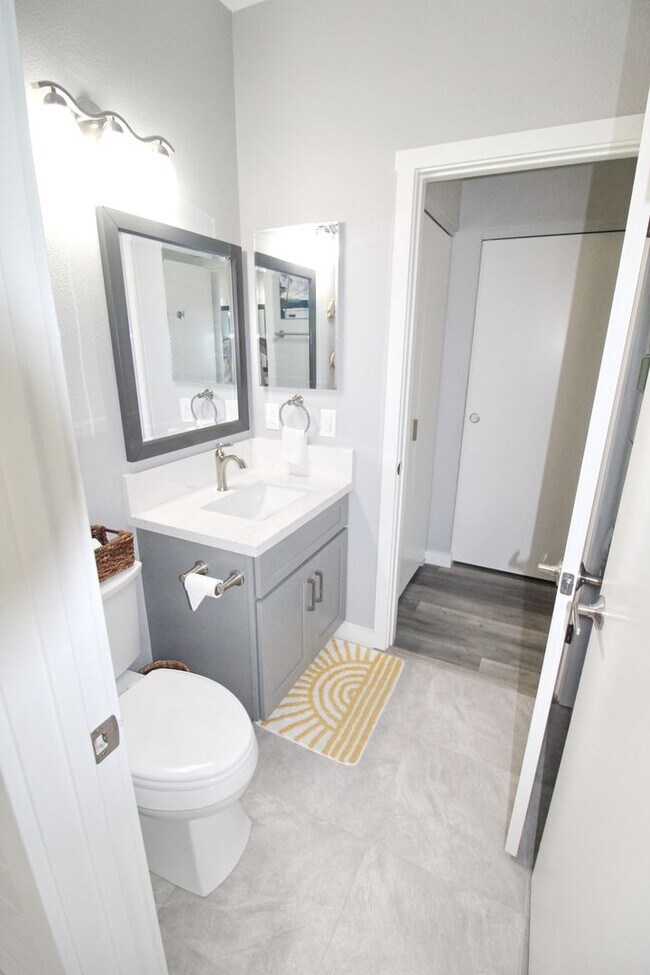 Building Photo - Newly Renovated from Floor to Ceiling and ...