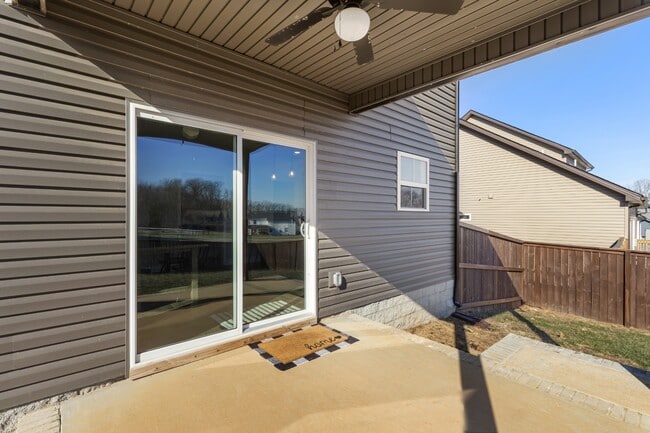 Building Photo - 2433 Bucklin Dr