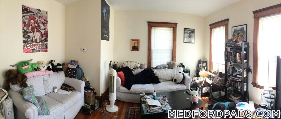 Building Photo - 79 Capen St