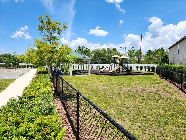 Building Photo - 1679 Wynford Cir