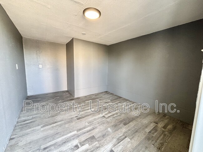 Building Photo - 6200 Stainless Way