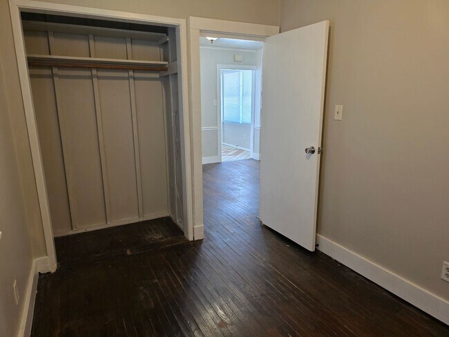 Building Photo - 2-Bedroom, 1-Bathroom Home with Basement – $1,050/Month - Accepting Section 8